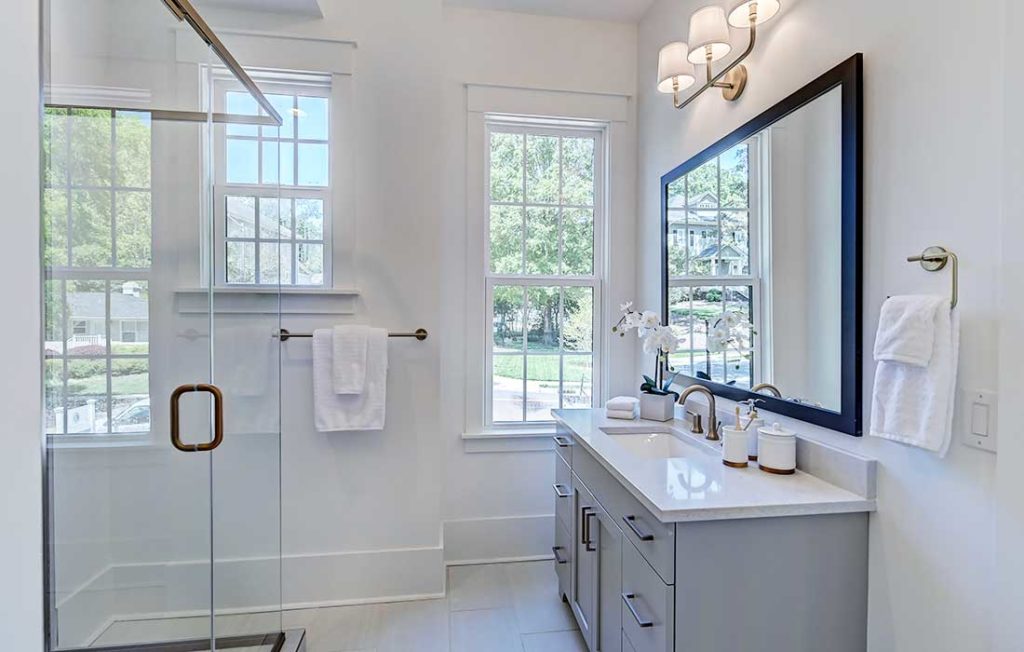 White Bathroom Luxury Homebuilder Barringer Homes