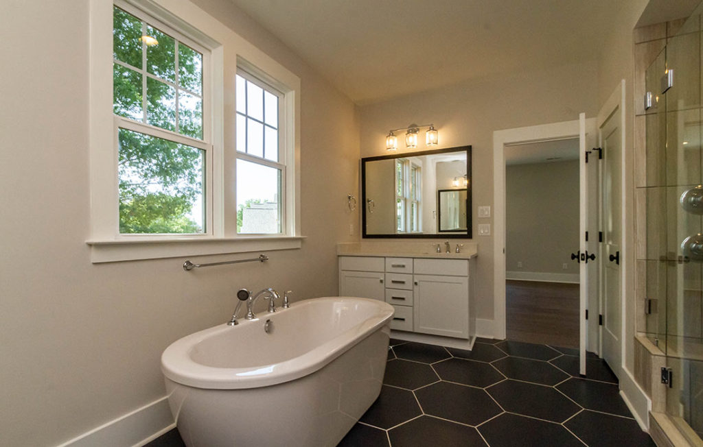 Barringer Homes Luxury Master Bathroom Design